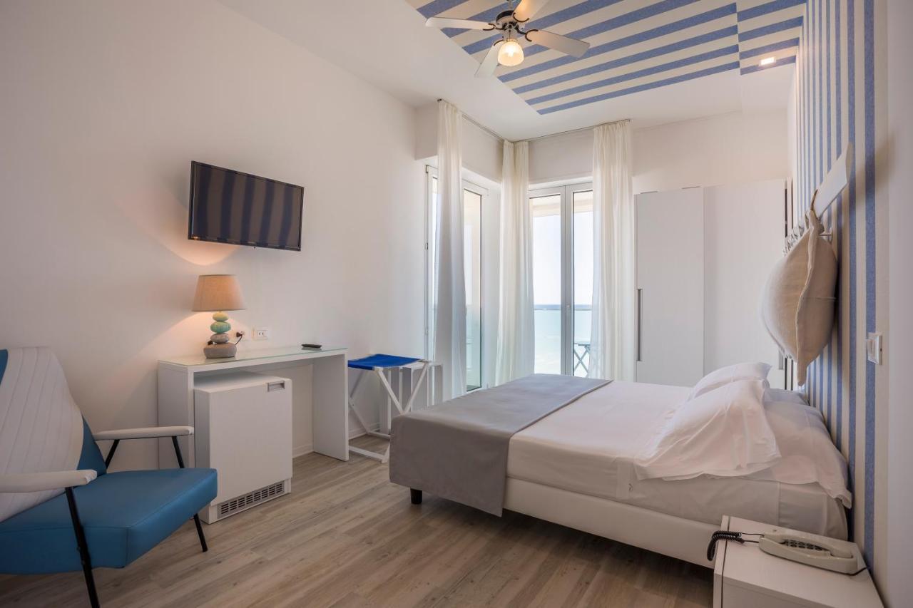 Hotel Nobel Gabicce Mare Eksteriør billede
